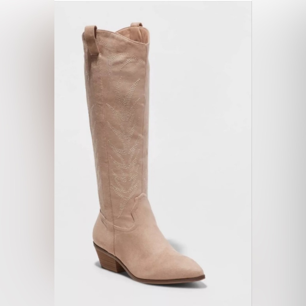 Women's Tan Cowboy Boots